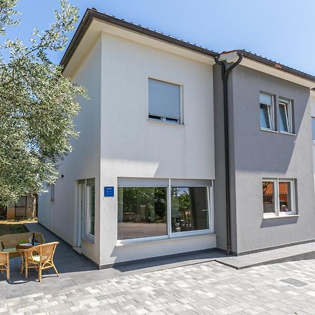Apartman Suzi Пула Екстер'єр фото