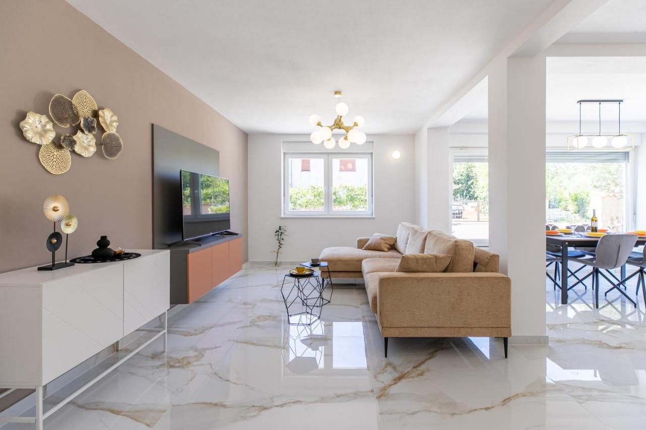 Apartman Suzi Пула Екстер'єр фото